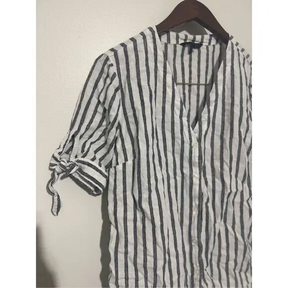 Banana Republic Top M Short Sleeve Button Up Collar Linen Blend Striped - Picture 2 of 8